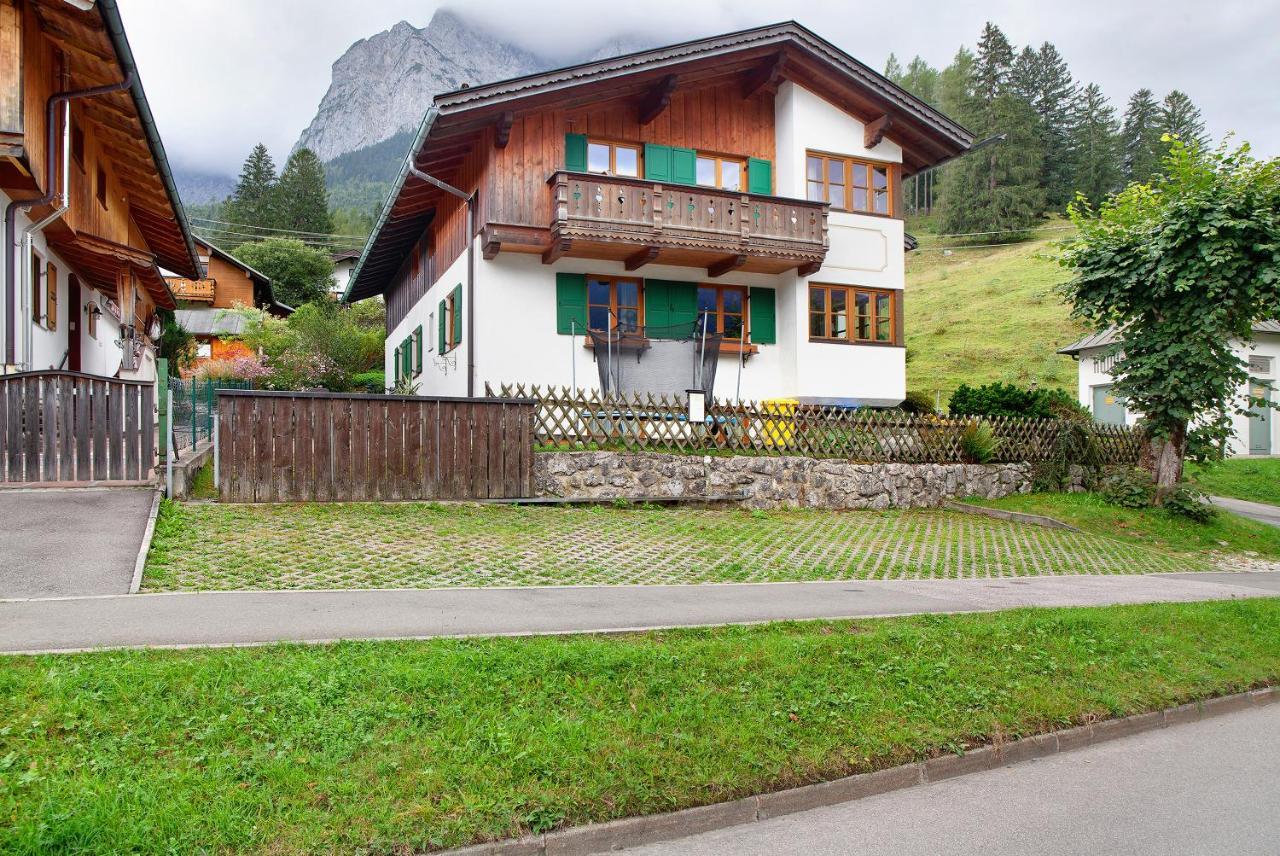 Ferienwohnung Zugspitznest Грайнау Екстер'єр фото